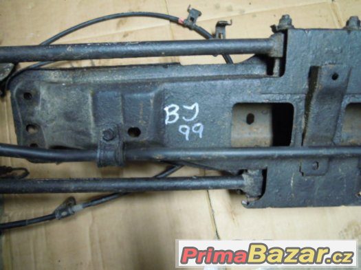 Mazda 323 BJ, r.v. 98 - 03 - zadní náprava – fotografie 4