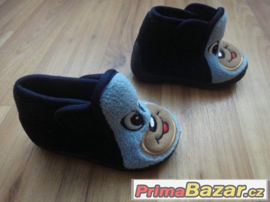 Dětské bačkůrky s pevnou podrážkou. Délka stélky cca 12cm. D – fotografie 3