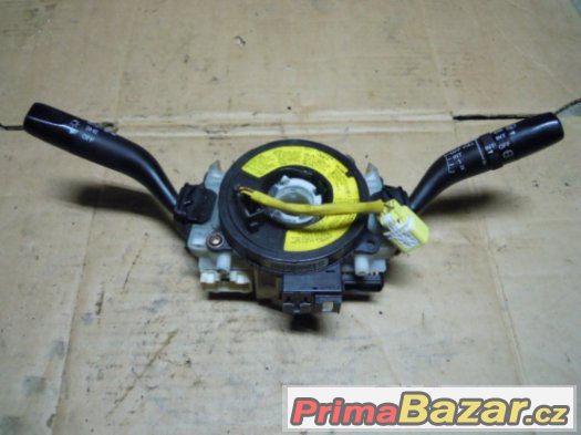 Mazda 323 BJ 1.5, r.v. 98 - 03 - ovladače pod volant – fotografie 1