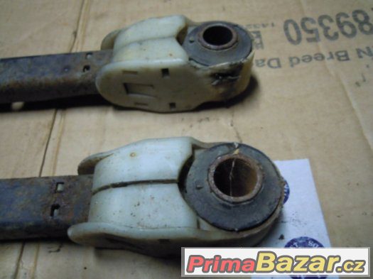 Mazda 323 BJ, r.v. 98 - 03 - podélná ramena zadní nápravy – fotografie 5