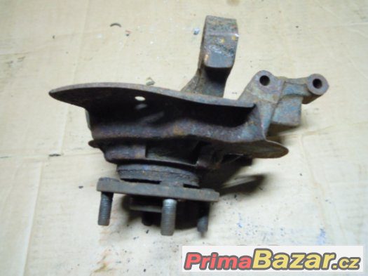 Mazda 323 BJ 1.5, r.v. 98 - 03 - pravá přední těhlice – fotografie 1