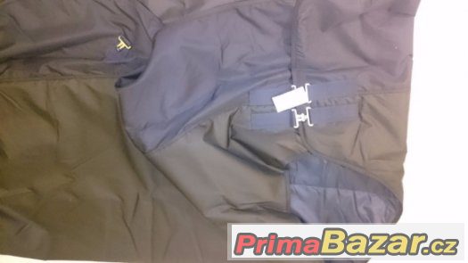 Nepromokavá, zateplená deka  HORSEWARE – 145 nebo 155cm – fotografie 4