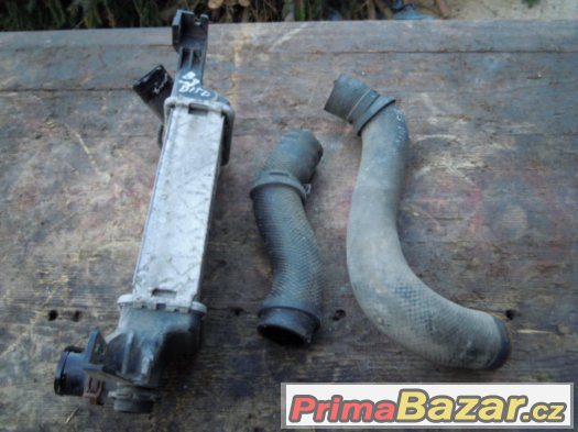 Mazda 323 BJ 2.0 DiTD - intercooler + tlaková hadice – fotografie 2