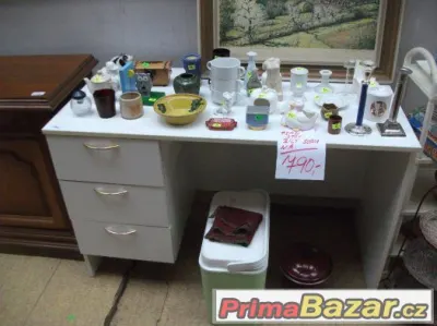 psací stůl bílý, šuplíky, cena po slevě 790,-Kč