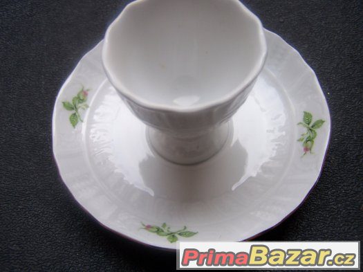 Porcelánový stojánek na vejce – fotografie 1