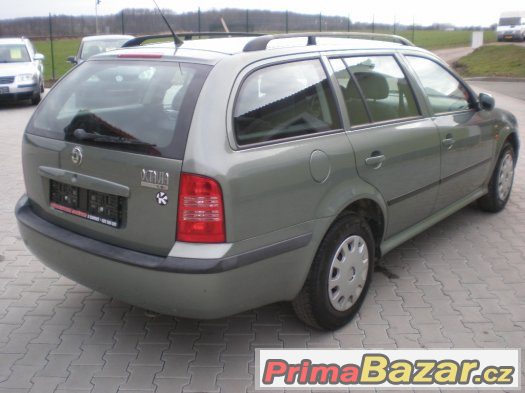 Škoda Octavia 1,6, 75 kW – fotografie 2