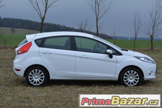 Krásný Ford Fiesta -nebouraný,se servisní knížkou,původ ČR – fotografie 4