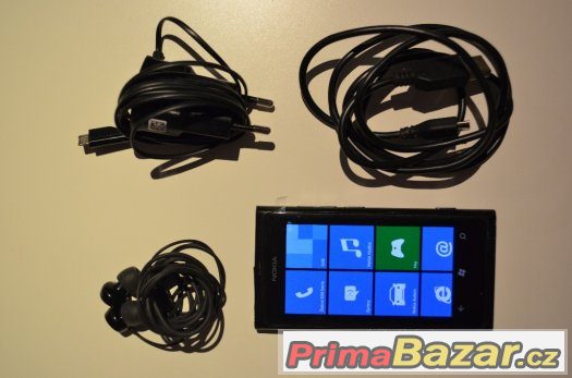 Nokia Lumia 800 černá – fotografie 3