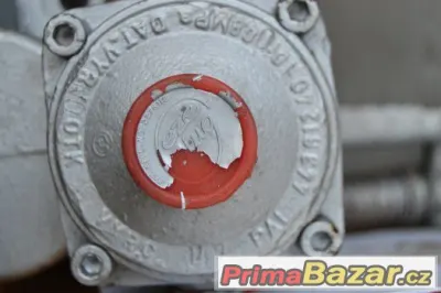 Nepoužitý Automatický zátěžový  regulator.Liaz