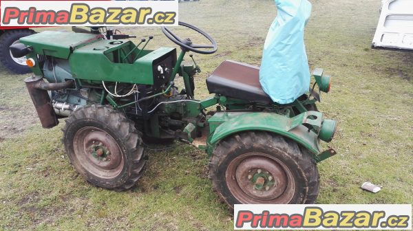 Malotraktor TK-12 – fotografie 1