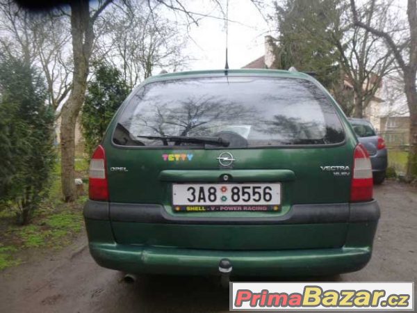 Zachovalý Opel Vectra combi EB 11 – fotografie 2