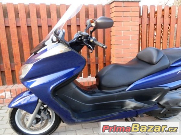 Yamaha YP 400 Majesty, skútr – fotografie 2