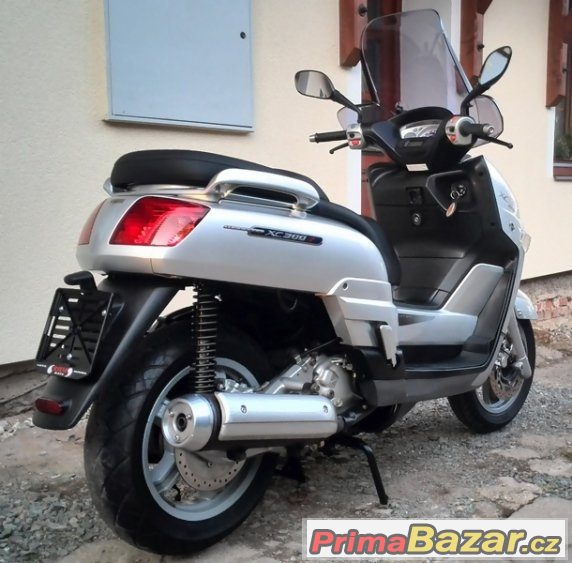 Yamaha Versity 300, skútr – fotografie 4