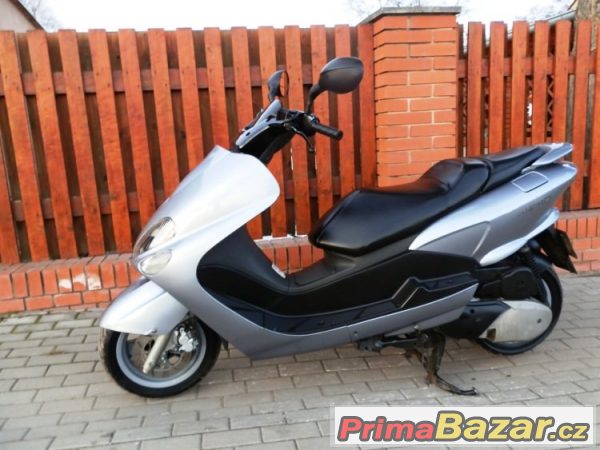 Yamaha Majesty 125, skútr – fotografie 2