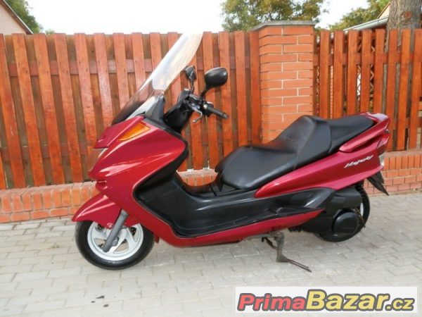 Yamaha YP 250 Majesty, skútr – fotografie 2