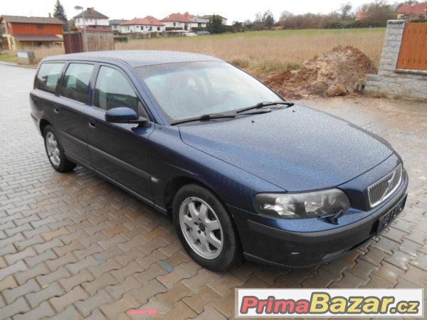 Volvo V70 2.4 D5 automat  – fotografie 3