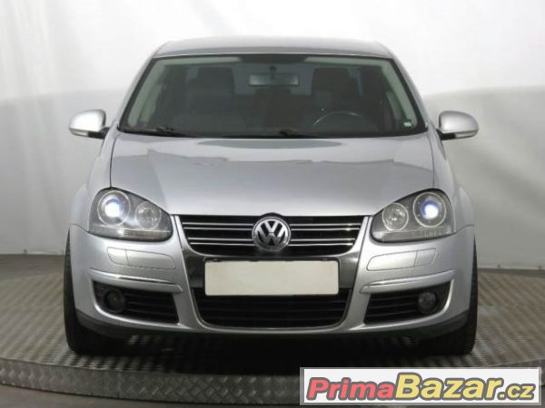 VW Jetta, 2.0 FSI Nové v ČR, Sedan/Saloon, Benzín – fotografie 2