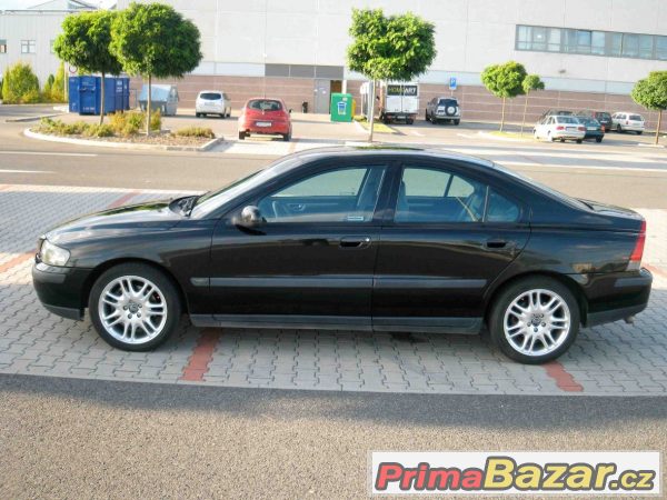 Volvo S60 D5 Summum 2.majitel – fotografie 1