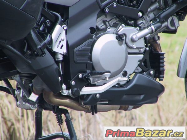Suzuki DL 650 V-Strom, enduro silniční – fotografie 4