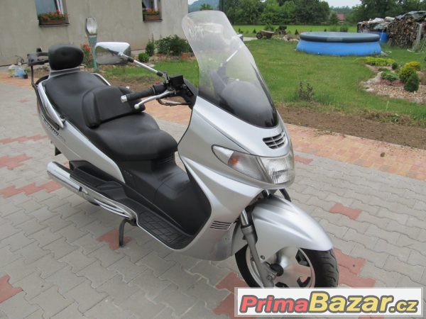 Suzuki Burgman 400, STK 6/2017 – fotografie 3