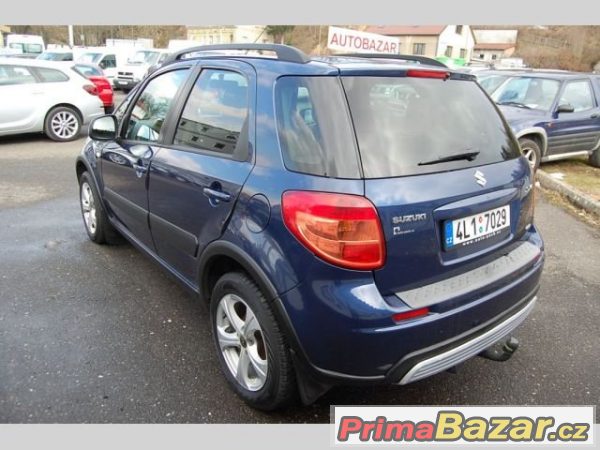 Suzuki SX4, 1.6 4WD, hatchback, benzin – fotografie 3