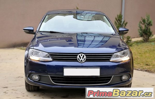 Volkswagen JETTA Highline 1.6 TDI – fotografie 3