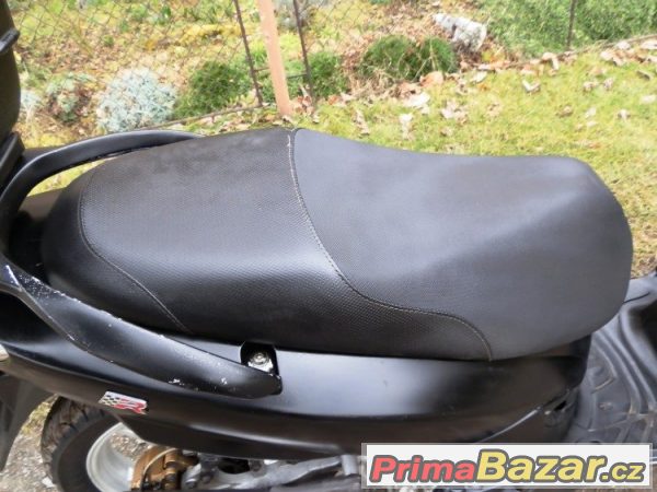 Sym HD 200 i.e, skútr – fotografie 5