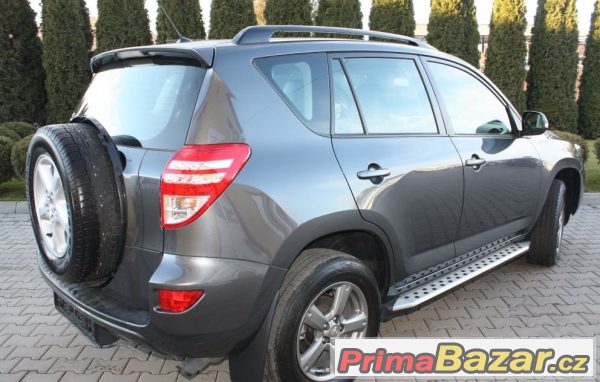 Toyota RAV-4 III  – fotografie 2