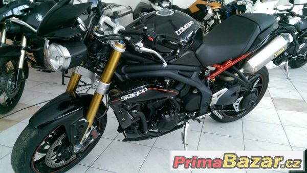 Triumph Speed Triple R, nakedbike – fotografie 2