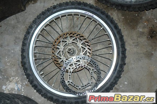 Suzuki RM 250 motocross – fotografie 1