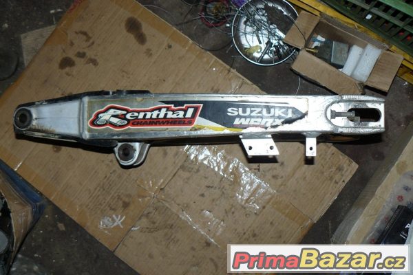 Suzuki RM 250 motocross – fotografie 2