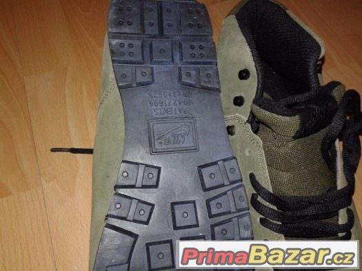 outdoorové boty Nike kotníkové vel. 44 EU – fotografie 4