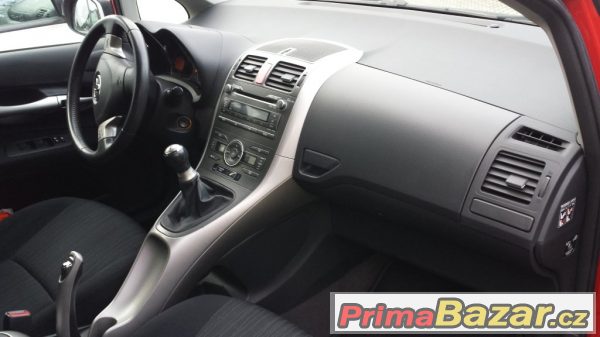 Toyota Auris 1.6 VVT-i – fotografie 5