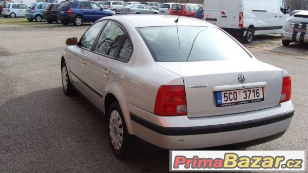 Volkswagen Passat, 1.6i AUTOMAT, sedan, benzín – fotografie 5