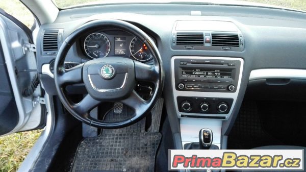 Škoda Octavie 1.6TDi  – fotografie 3