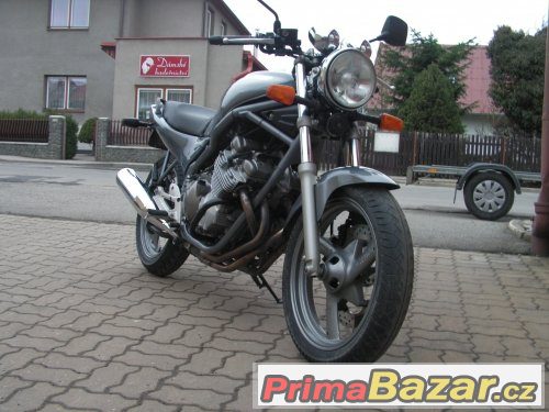 Yamaha XJ 600 N, nakedbike – fotografie 3