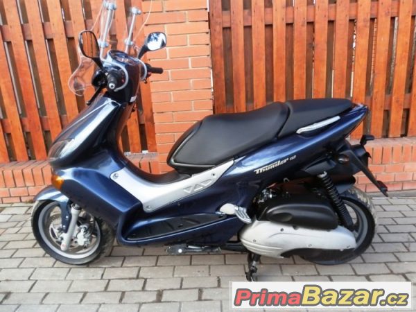 Yamaha XQ 150 Maxster, skútr – fotografie 3