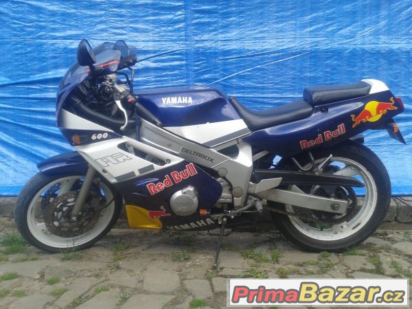 Yamaha 600FZR – fotografie 1