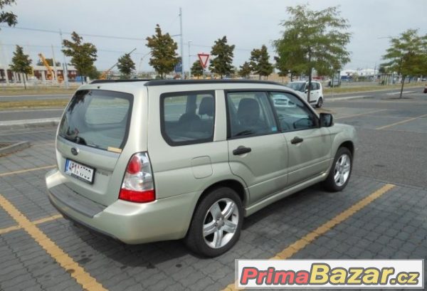 Subaru Forester 2,5XT – fotografie 5