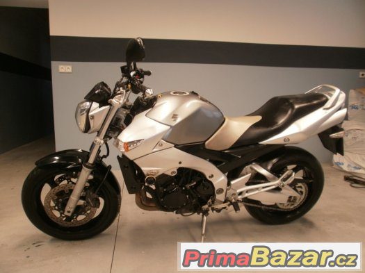 suzuki gsr 600 – fotografie 2