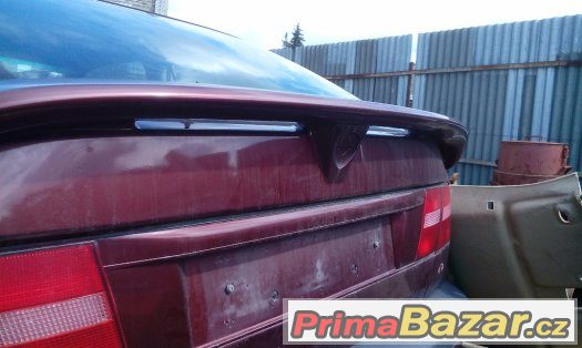 Lancia Delta "zahnuté křídlo" – fotografie 1