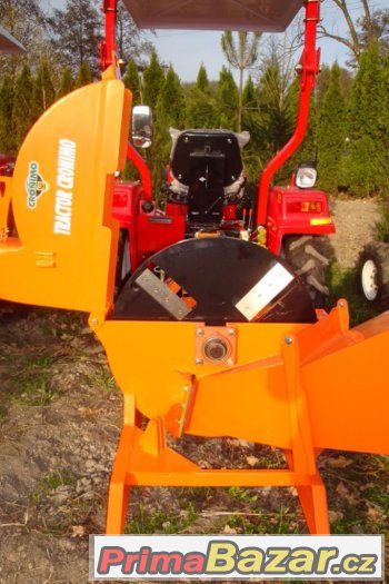 Štěpkovač CRONIMO BX62S za traktor, drtič větví – fotografie 3