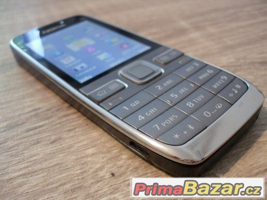 Nokia E52, černá, perfektní stav, plně funkční. Komplet. – fotografie 5