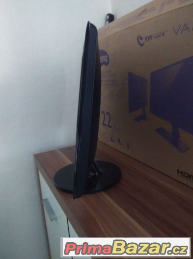 LCD Monitor 19" (Asus VS197DE) – fotografie 1