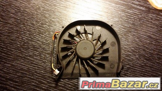 Chladič pro notebook Acer – fotografie 2