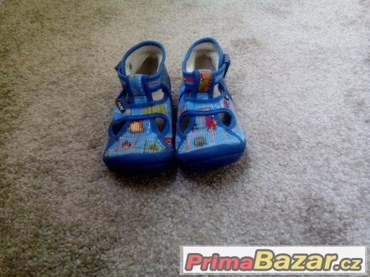 Adidas boty a papucky fare – fotografie 3