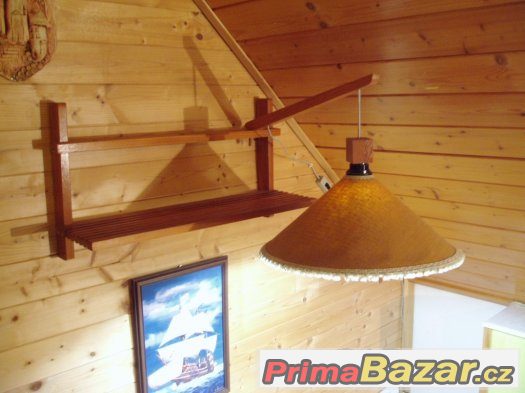 LAMPA OTOČNÁ S POLIČKOU – fotografie 2
