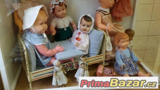 Staré hračky, chrastítka, dudlíky, láhve..... – fotografie 1