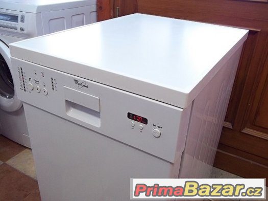 Myčka nádobí WHIRLPOOL displej – fotografie 2