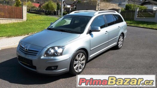 Toyota Avensis kombi 2.0 D4D - 93kW, NAVI,záruka,xenony – fotografie 1